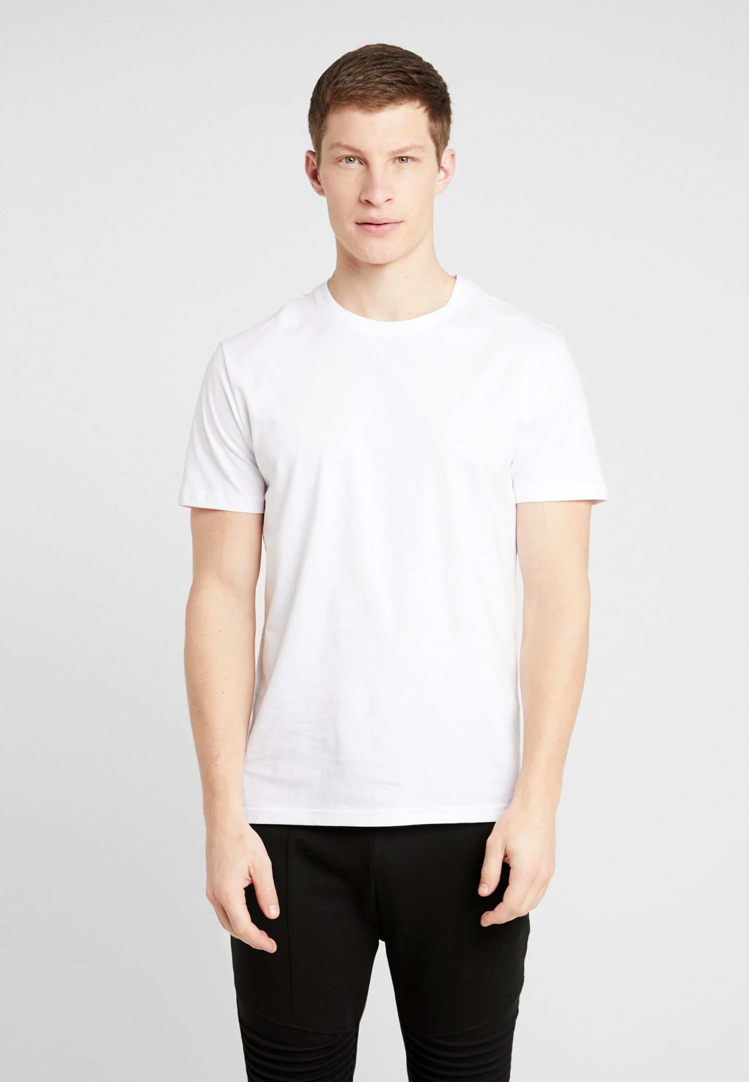 Pier One 5 Pack - Camiseta Básica - White 3 Pier One 5 Pack - Camiseta Básica - White - Imagen 3