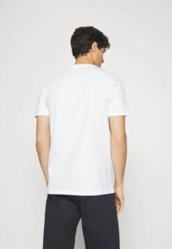 Pier One V Neck Bird Tonal 3 Pack - Camiseta Básica - White/Dark Green/Black -Pier One Ventas 0f13db0ef61044e1968e599be05b7931