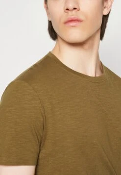 Pier One 5 Pack - Camiseta Básica - Black/Light Blue/Khaki/Mint/Beige -Pier One Ventas 1315f4c5b0a249f28b5e2194be681f86