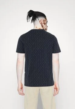 Pier One 5 Pack - Camiseta Básica - Dark Blue/White/Red -Pier One Ventas 295c2df551ed43f6a208a62db37e5d5f