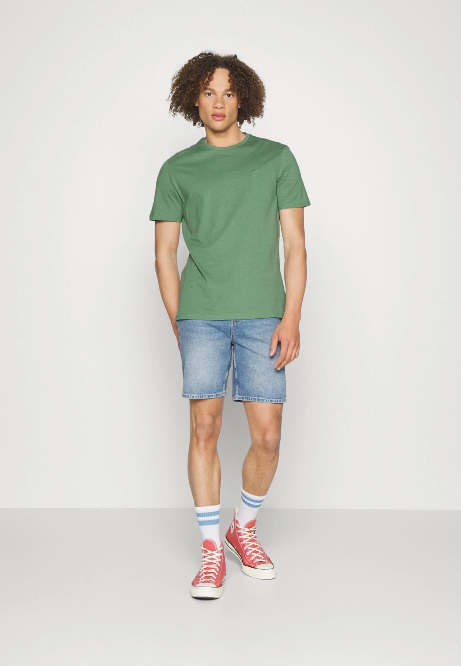 Pier One Unisex 5 Pack - Camiseta Básica - Light Blue/Purple/White 1 Pier One Unisex 5 Pack - Camiseta Básica - Light Blue/Purple/White