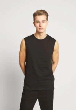 Pier One 3 Pack - Camiseta Básica - Grey/White/Black 11 Pier One 3 Pack - Camiseta Básica - Grey/White/Black -Pier One Ventas 62c6701b340e420ebe16749abebd4e0c