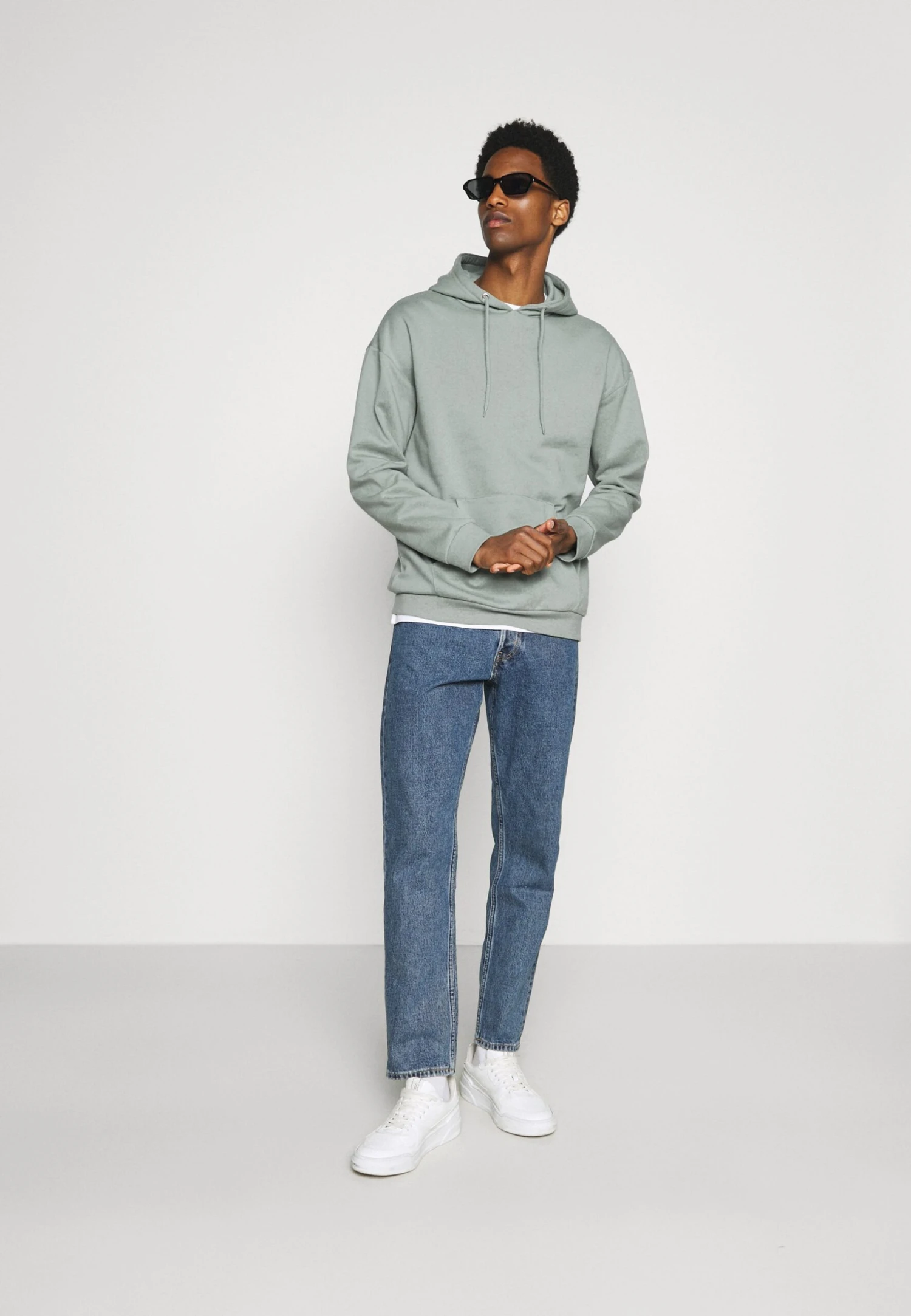 Pier One 2 Pack - Jersey Con Capucha - Black/Green 1 Pier One 2 Pack - Jersey Con Capucha - Black/Green