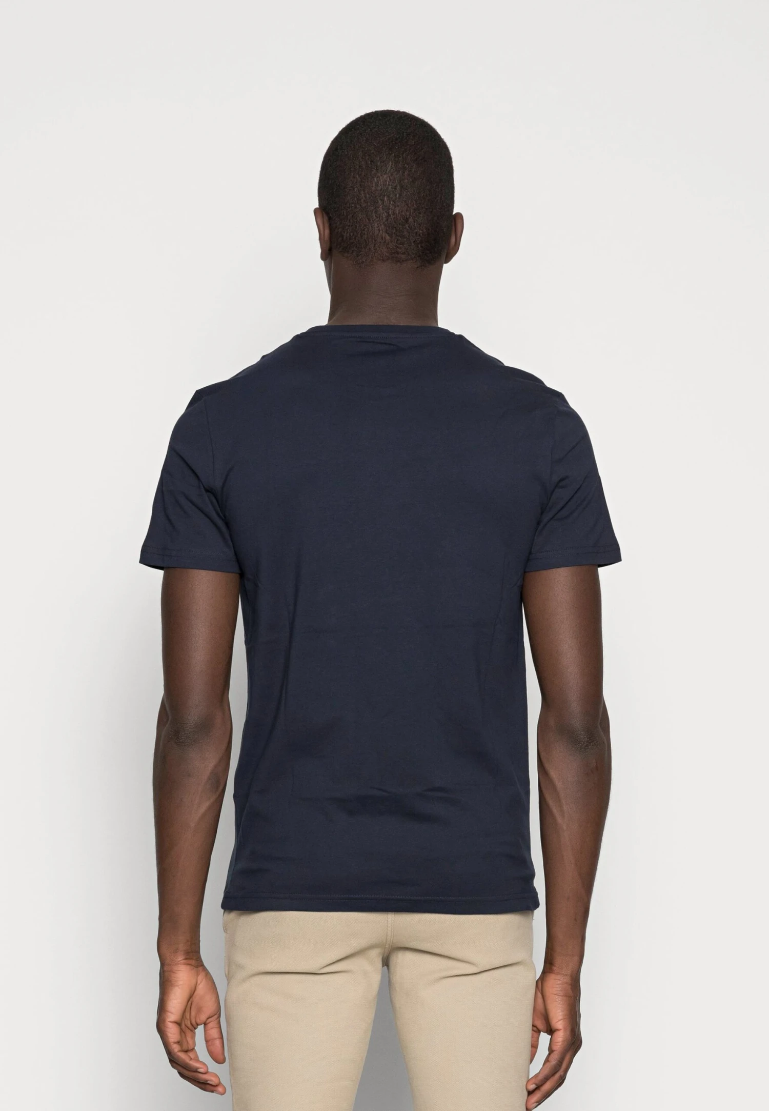 Pier One 5 Pack - Camiseta Básica - Dark Blue/Grey/Khaki 3 Pier One 5 Pack - Camiseta Básica - Dark Blue/Grey/Khaki - Imagen 3