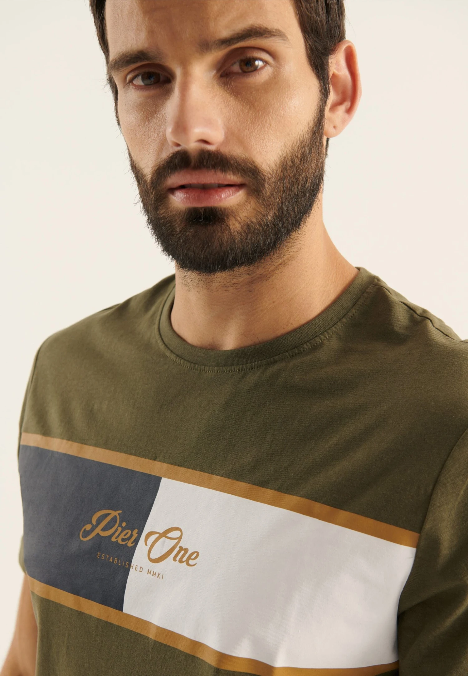 Pier One Camiseta Estampada - Olive 7 Pier One Camiseta Estampada - Olive - Imagen 7