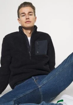 Pier One Forro Polar - Dark Blue -Pier One Ventas 88111e09df4342679a12241e843a9022