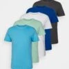 Pier One 5 Pack - Camiseta Básica - Blue/Dark Blue/Light Green