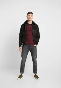 Pier One Muscle Fit - Polo - Bordeaux 6 Pier One Muscle Fit - Polo - Bordeaux -Pier One Ventas 8f04bc93cb86430fb17b7449fe3c0ce3