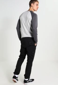 Pier One Pantalones Cargo - Black -Pier One Ventas 9b6505bb0b474bfa897c268f418c4924