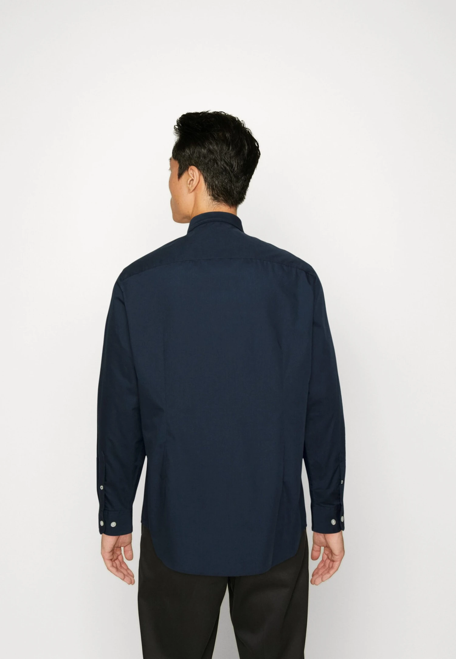 Pier One 3 Pack - Camisa Elegante - White/Light Blue/Dark Blue 3 Pier One 3 Pack - Camisa Elegante - White/Light Blue/Dark Blue - Imagen 3