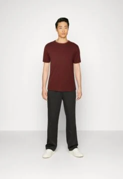 Pier One 7 Pack - Camiseta Básica - Black/Dark Blue/Dark Green