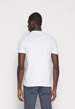 Pier One 3 Pack - Camiseta Básica - White/Black/Light Grey 9 Pier One 3 Pack - Camiseta Básica - White/Black/Light Grey -Pier One Ventas a33337e9993e4d57b40205694f934124