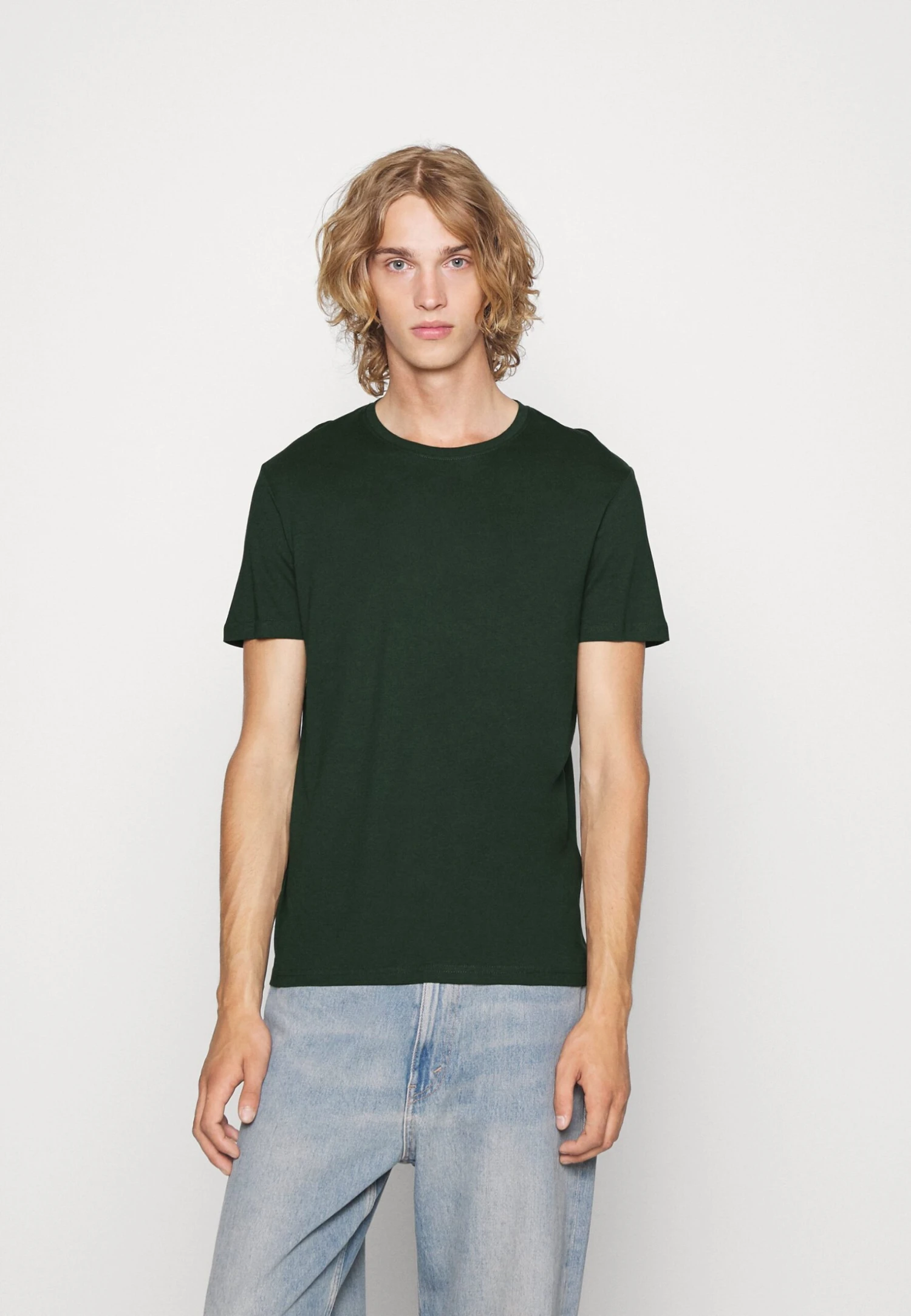 Pier One 5 Pack - Camiseta Básica - Bordeaux/Light Grey/Brown 4 Pier One 5 Pack - Camiseta Básica - Bordeaux/Light Grey/Brown - Imagen 4