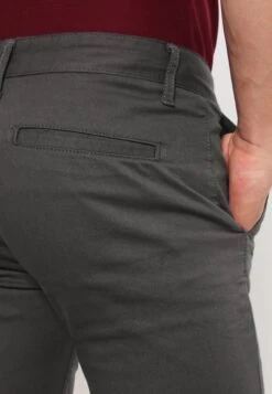 Pier One Pantalones Chinos - Dark Grey -Pier One Ventas ad63fc5f1f3f44ed919d121e71899f26