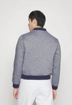 Pier One Chaquetas Bomber - Dark Blue 7 Pier One Chaquetas Bomber - Dark Blue -Pier One Ventas b1943f9a2db34e26b563b2036d05ec83