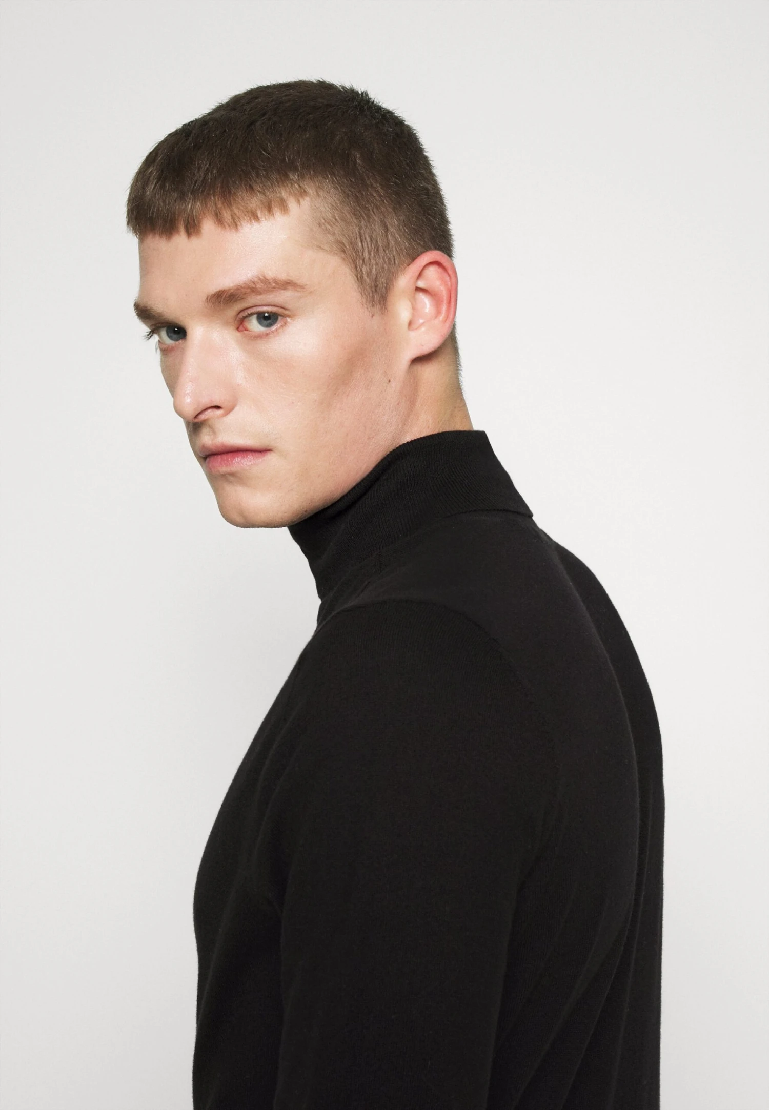 Pier One 2 Pack - Basic Turtleneck - Jersey De Punto - Black 4 Pier One 2 Pack - Basic Turtleneck - Jersey De Punto - Black - Imagen 4