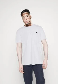 Pier One 3 Pack - Camiseta Básica - White/Dark Blue/Blue -Pier One Ventas c861a69cfb1e4a6fafbf2b097bf177a2