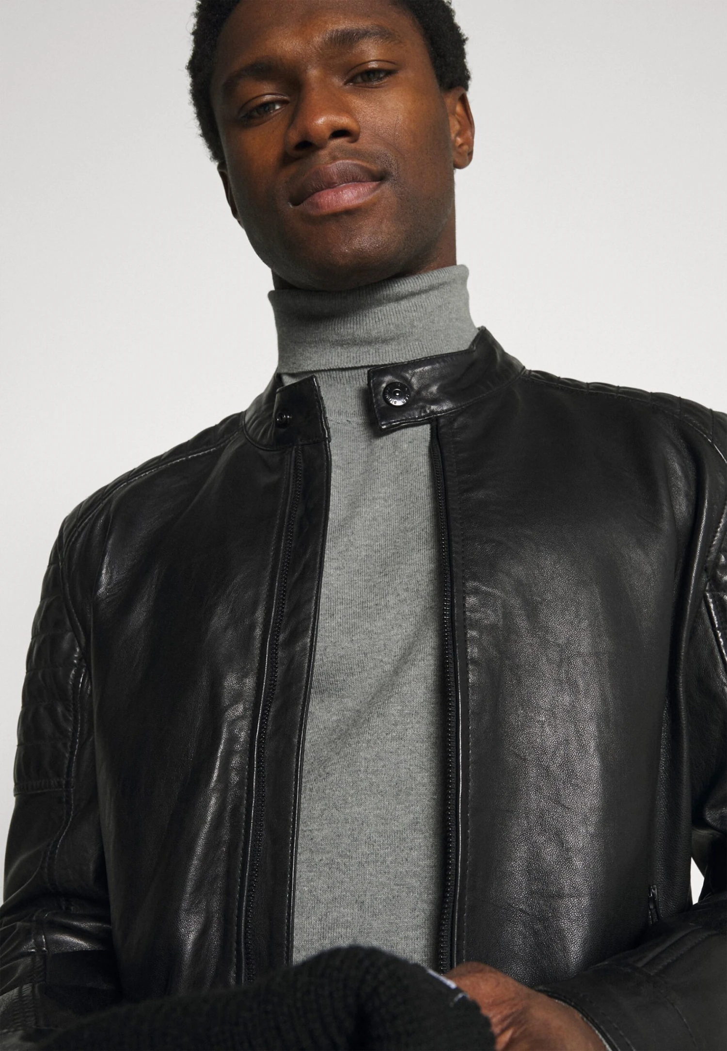 Pier One 2 Pack - Basic Turtleneck - Jersey De Punto - Black/Mottled Light Grey 4 Pier One 2 Pack - Basic Turtleneck - Jersey De Punto - Black/Mottled Light Grey - Imagen 4