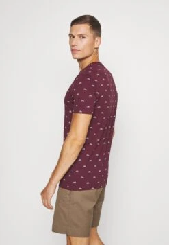 Pier One Camiseta Estampada - Bordeaux -Pier One Ventas ccd6408bed6941e8ad81f09f2be3c833