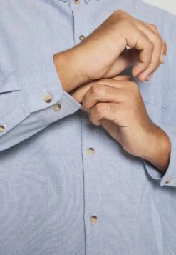 Pier One Oxford - Camisa - Light Blue -Pier One Ventas d0f3517b8dcc4ed8944314d9a3607504