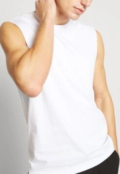 Pier One 3 Pack - Camiseta Básica - Grey/White/Black 15 Pier One 3 Pack - Camiseta Básica - Grey/White/Black -Pier One Ventas ddc181212b114a928b8f59830838a329