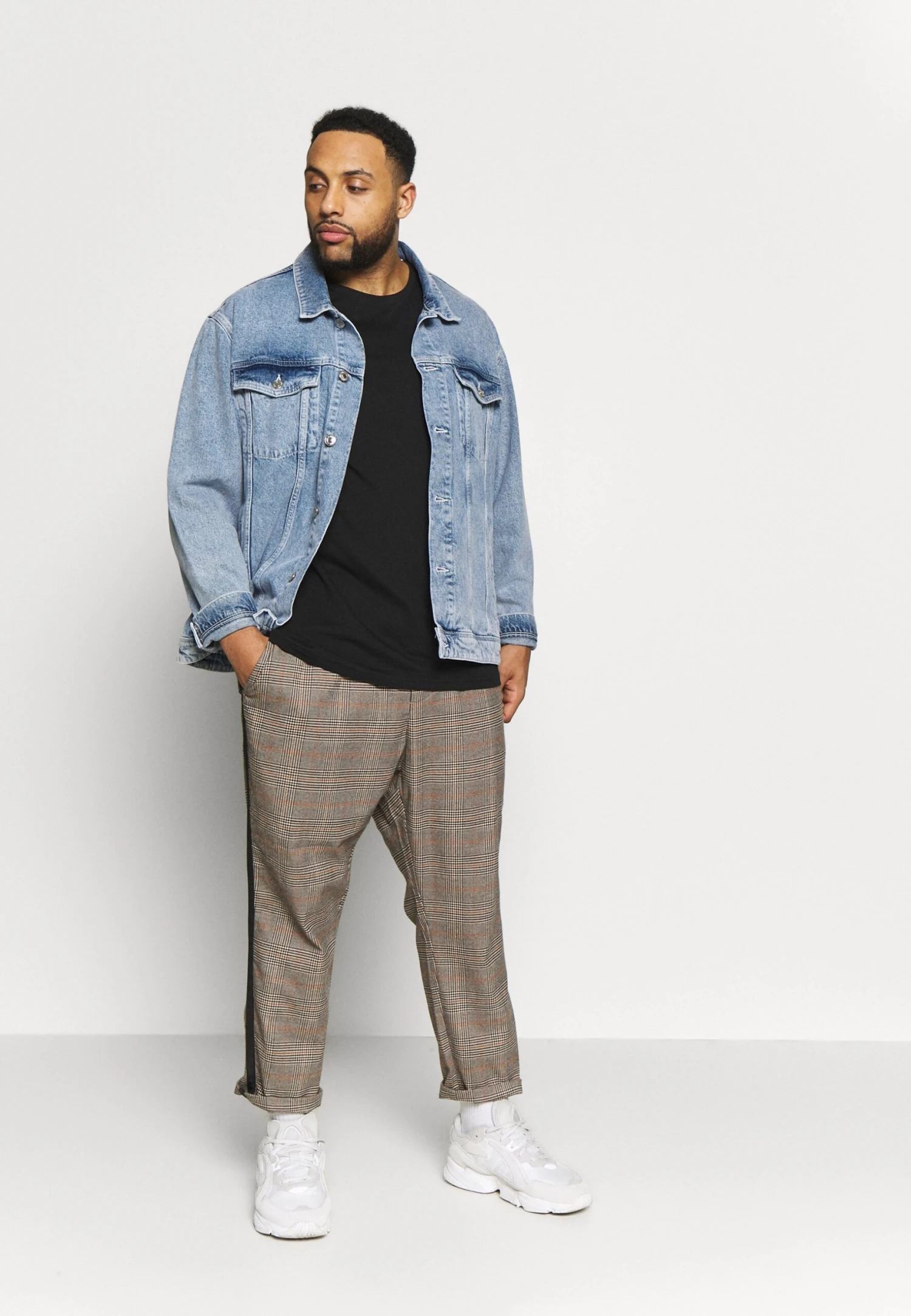 Pier One 2 Pack - Camiseta Básica -Black 1 Pier One 2 Pack - Camiseta Básica -Black