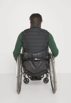 Pier One Chaleco - Black -Pier One Ventas e1569b065acd421d8dc99bfc16261b20