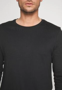 Pier One 2 Pack - Camiseta De Manga Larga - White/Black -Pier One Ventas f0a28af1295b4a3493b2067c515db83b