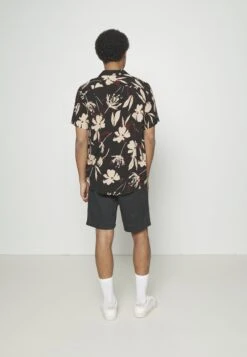 Pier One 2 Pack - Shorts - Olive/Black 8 Pier One 2 Pack - Shorts - Olive/Black -Pier One Ventas fd44b737848c4df581a8294c3b8851b1