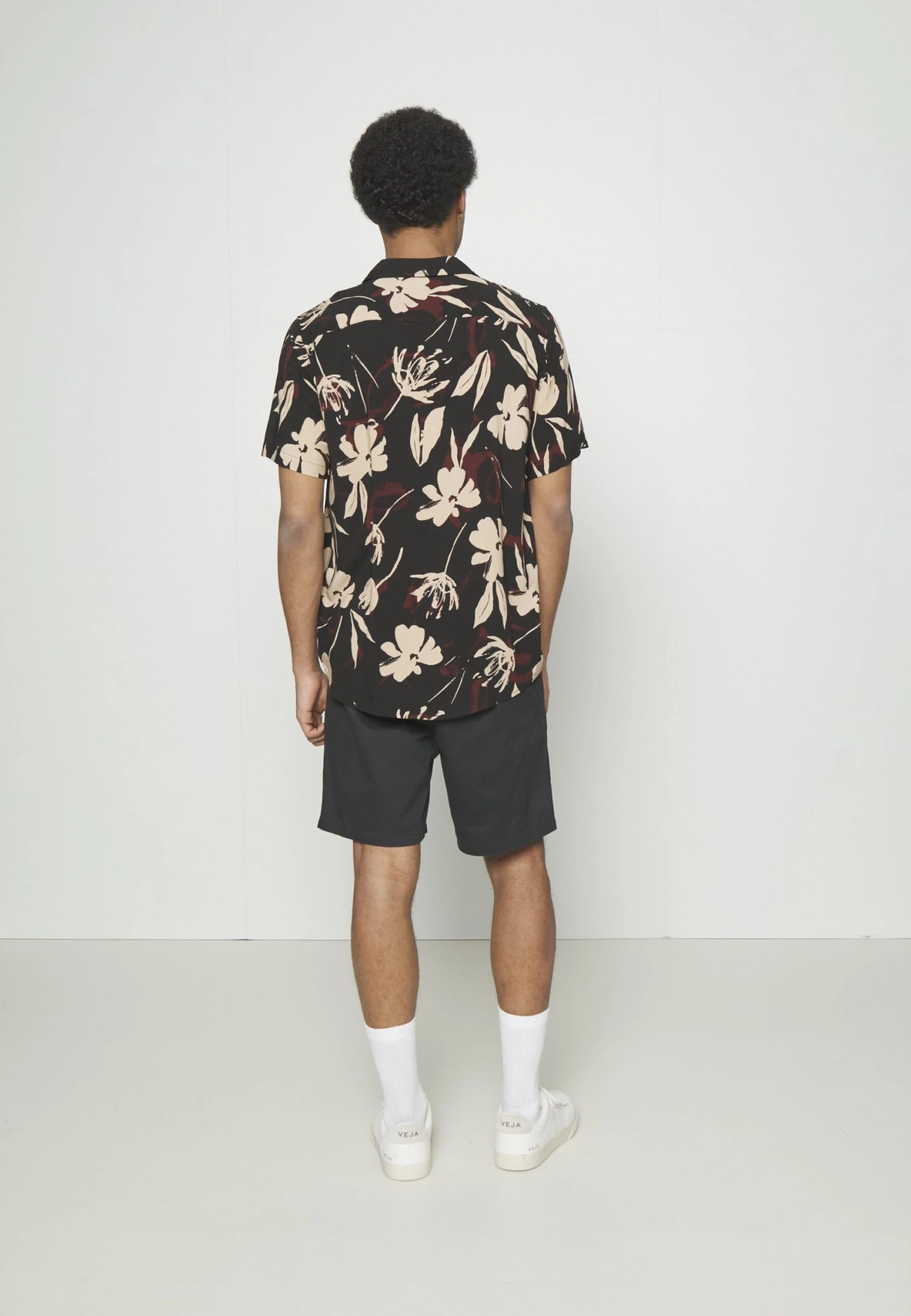 Pier One 2 Pack - Shorts - Olive/Black 3 Pier One 2 Pack - Shorts - Olive/Black - Imagen 3