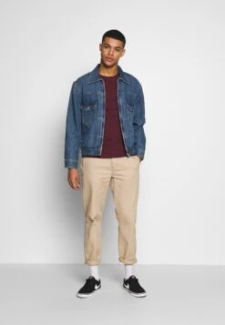 Pier One Camiseta Básica - Bordeaux 7 Pier One Camiseta Básica - Bordeaux -Pier One Ventas ff28f0162bde4f48b178020dbf508721