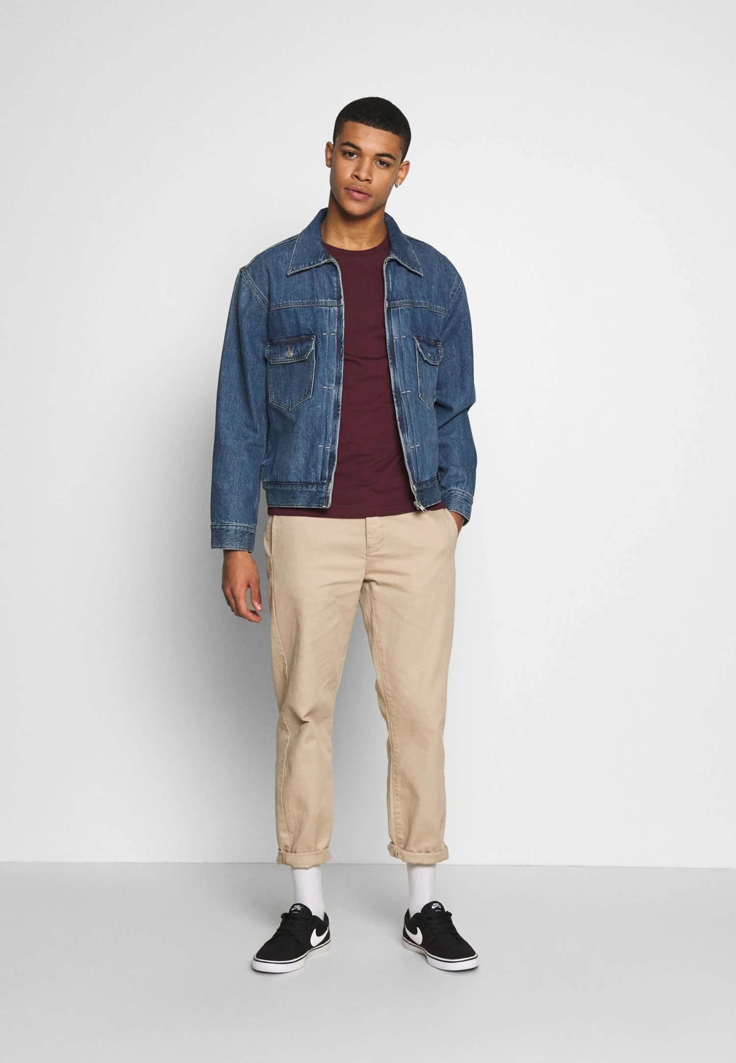 Pier One Camiseta Básica - Bordeaux 2 Pier One Camiseta Básica - Bordeaux - Imagen 2